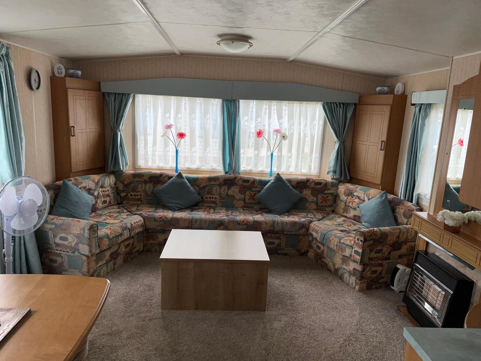 Sealands Highbury Next To Fantasy Island And Beach 8 Berth Beds Made Up For Arrival Инголдмелс Екстериор снимка